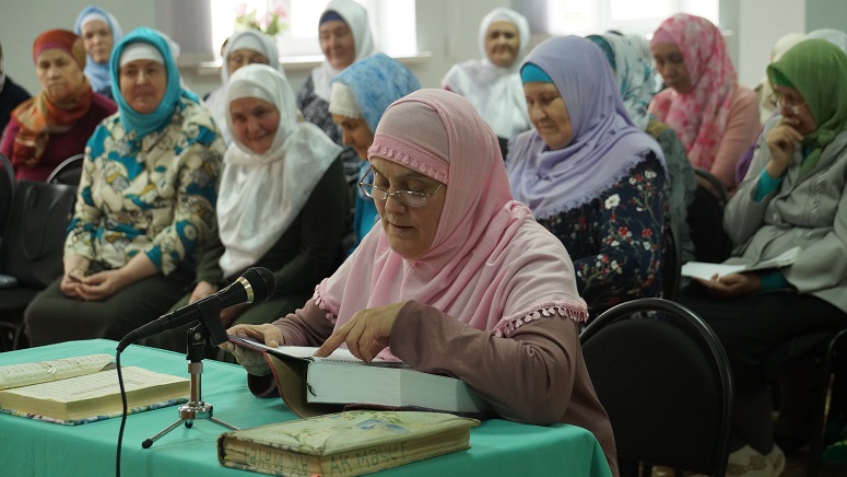 В Набережночелнинской медресе «Ак мечеть» состоялся конкурс чтецов Корана