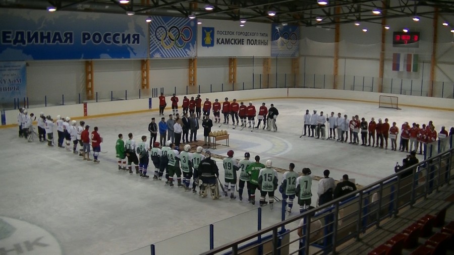 В Татарстане состоялись игры переходящего кубка по хоккею среди мусульманских команд