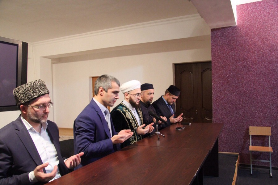 Муфтий Татарстана Камиль хазрат Самигуллин встретился со студентами ДГИ