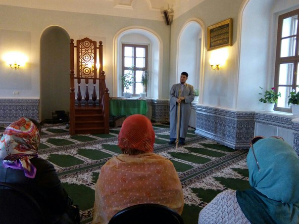 В Апанаевской мечети нуждающиеся получили закят и послушали проповедь