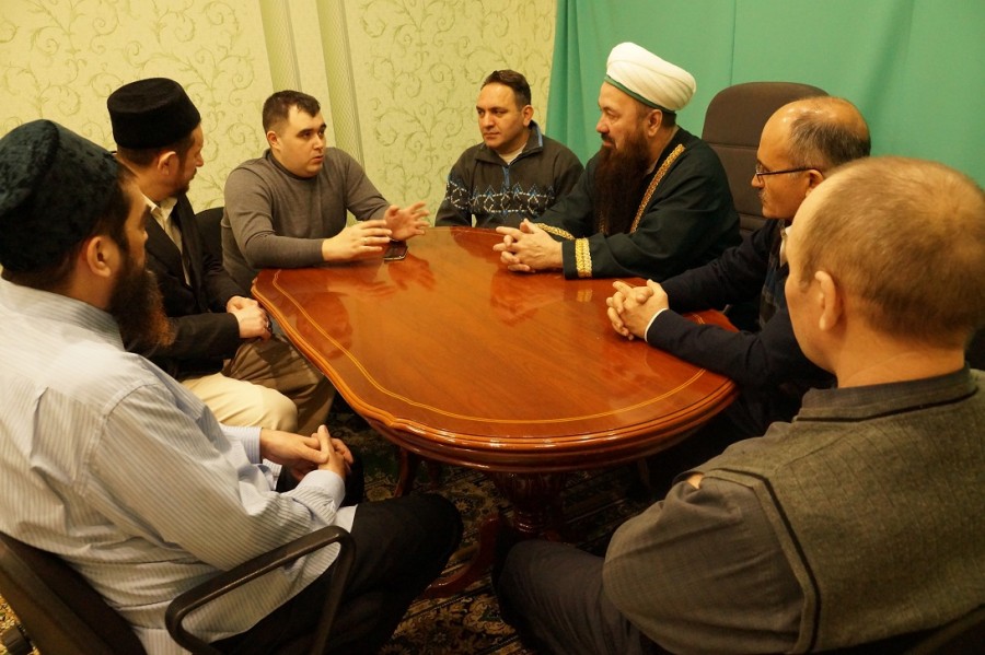 Ученые из Адыяманского университета Турции провели лекции для студентов медресе «Ак мечеть»