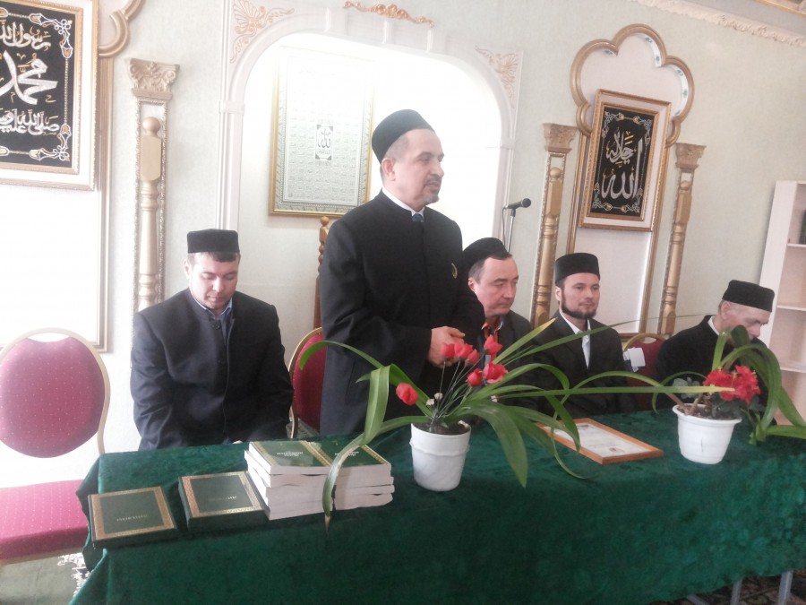 12 выпускников медресе имени 1000-летия принятия ислама получили дипломы