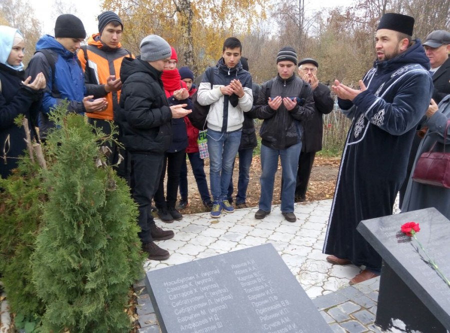В Чистополе почтили память жертв политических репрессий.