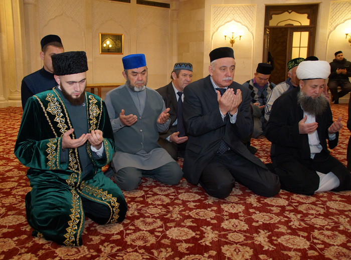 Впервые в Белой мечети проходят курсы по изучению Корана