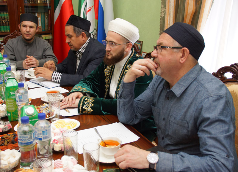 Муфтий Татарстана провел совещание с руководителями мусульманских учебных заведений