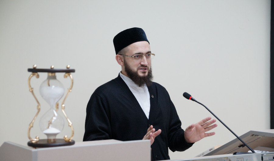 Муфтий Татарстана выступил с публичной лекцией в КФУ