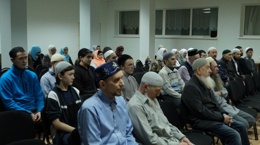 В медресе "Ак мечеть" прошло мероприятие в формате "Вопрос-ответ"