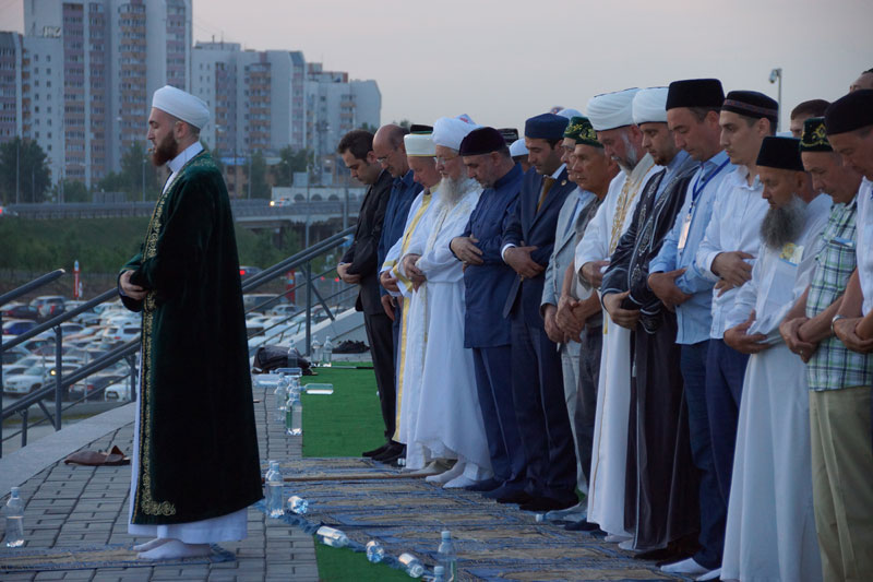В Казани прошел самый массовый ифтар за всю историю