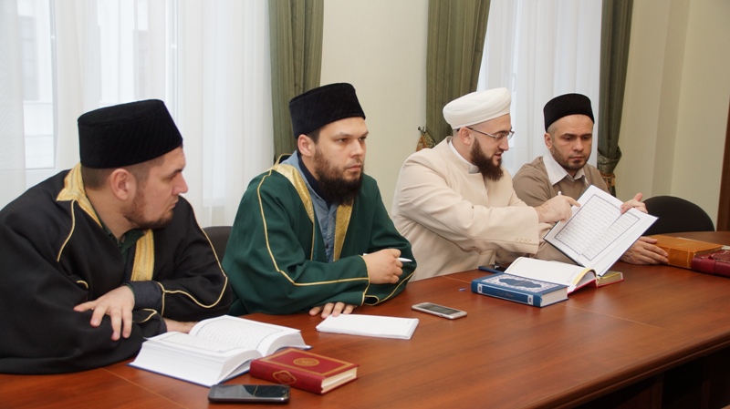 В ДУМ РТ состоялось совещание с Коран-хафизами