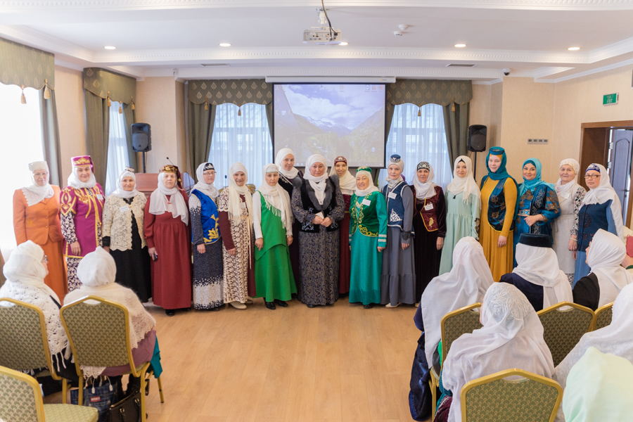 В Казани прошла республиканская женская конференция «Милли киемле ханым»