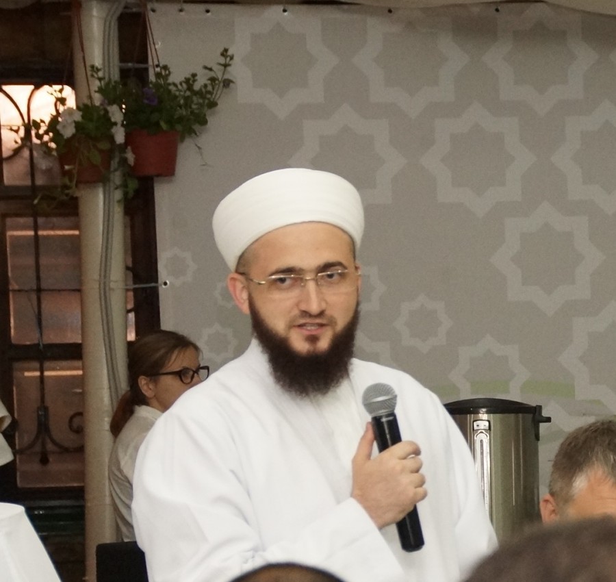 Муфтий Татарстана принял участие в открытии «Шатра Рамадана» в Казани
