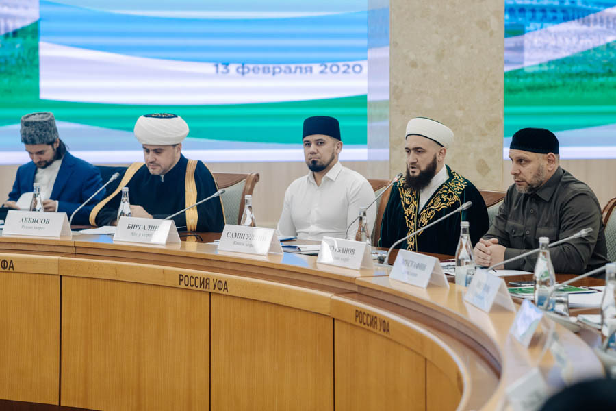 Муфтий Татарстана принял участие в совещании Совета по хаджу в Уфе. Для Татарстана удалось сохранить квоту на прежнем уровне