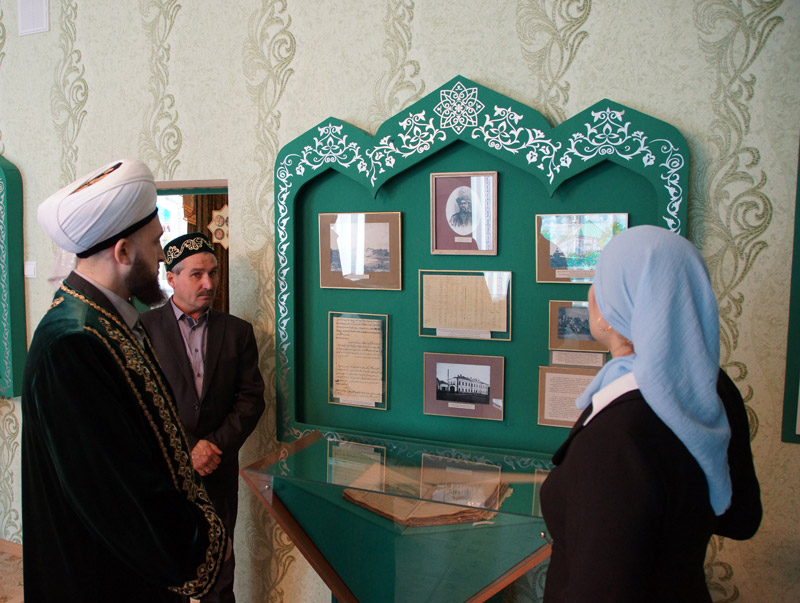 Муфтий Татарстана посетил музей Шигабутдина Марджани