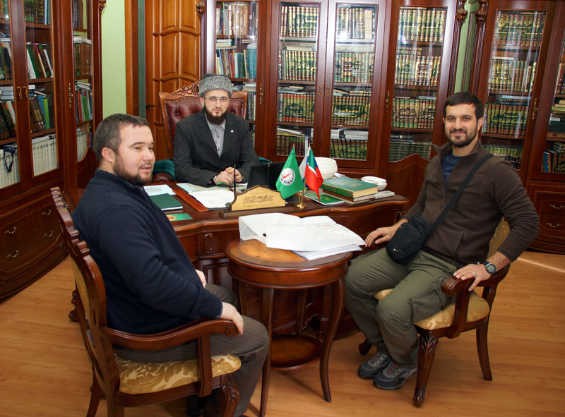 Представитель «Вакфа» Управления по делам ислама Турции посетил резиденцию муфтия