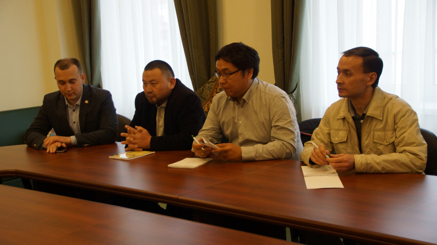 ДУМ РТ посетила делегация экспертов из Киргизии