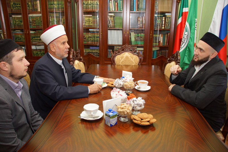 Руководитель палестинского отделения международного университета аль-Азхар посетил ДУМ РТ