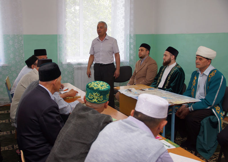 Муфтий РТ провел встречу с имамами Рыбно-Слободского района