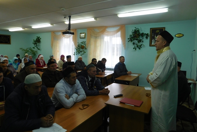 В Кукморском медресе проведена лекция на тему «Ислам – религия мира»