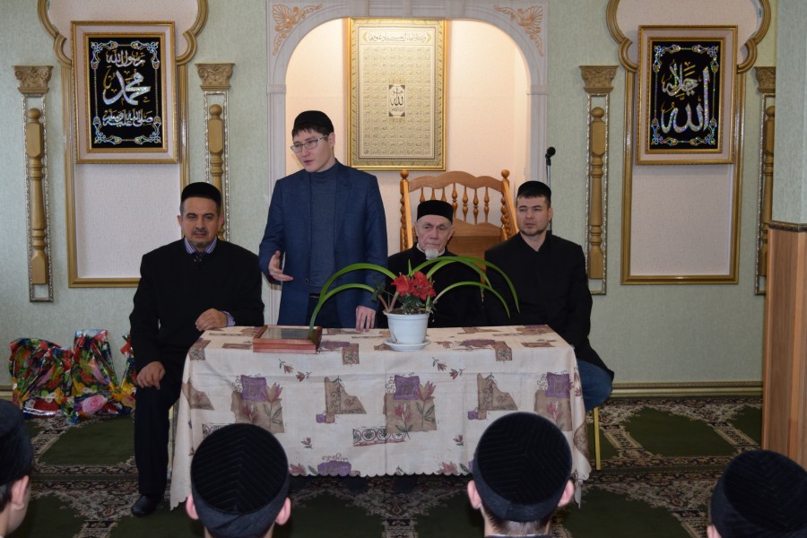 Лучших знатоков Корана наградили в в Казанском медресе «им. 1000-летия принятия ислама»