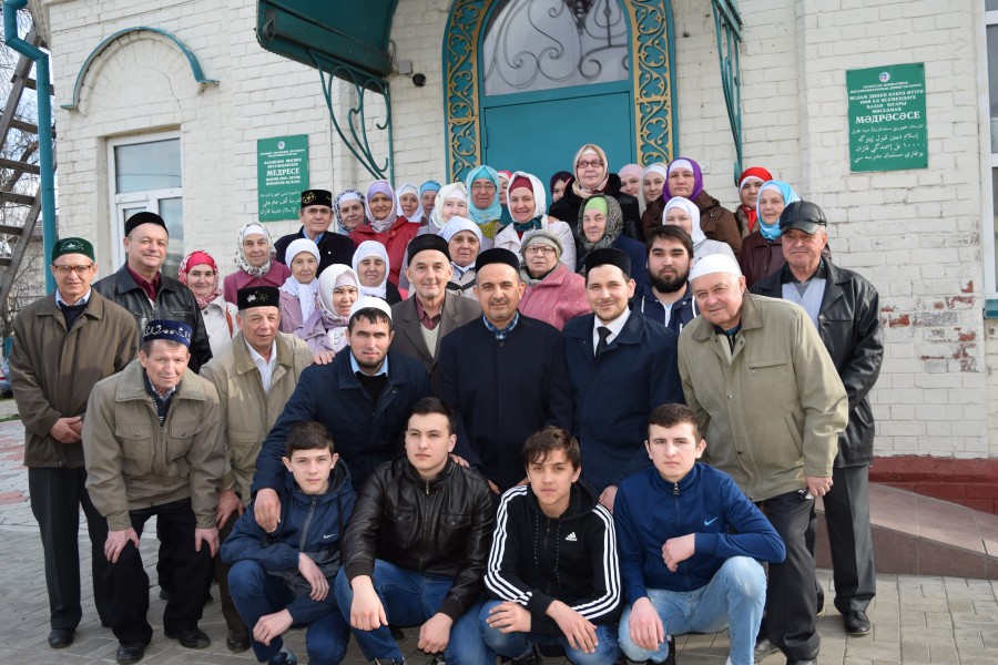 Буинские шакирды посетили Казанское медресе имени 1000-летия принятия ислама