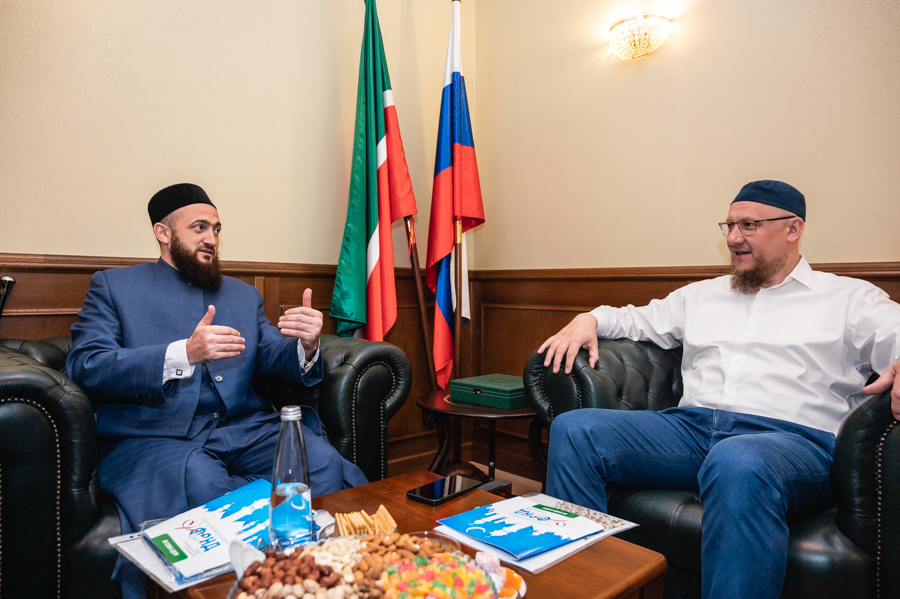 Муфтий Татарстана встретился с президентом АПМ РФ Айдаром Шагимардановым