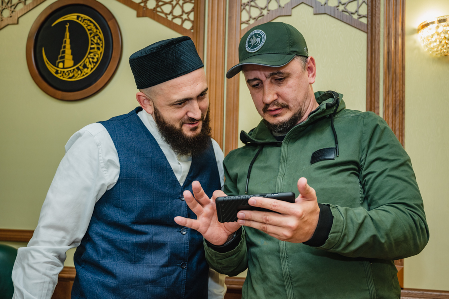 Муфтий встретился с имамом-волонтером Абдурашитом хазратом Курмалеевым