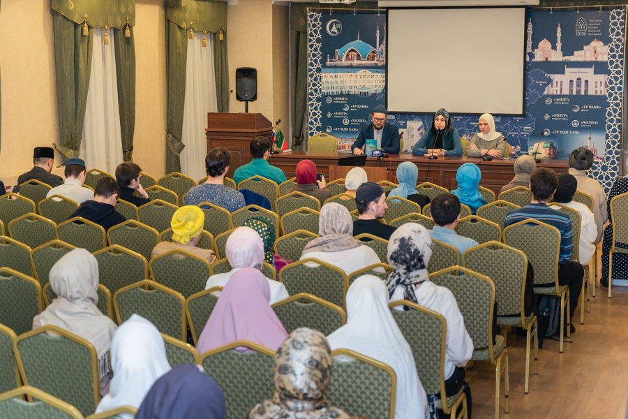 В ДУМ РТ прошла открытая встреча с руководителями Ассоциации психологической помощи мусульманам