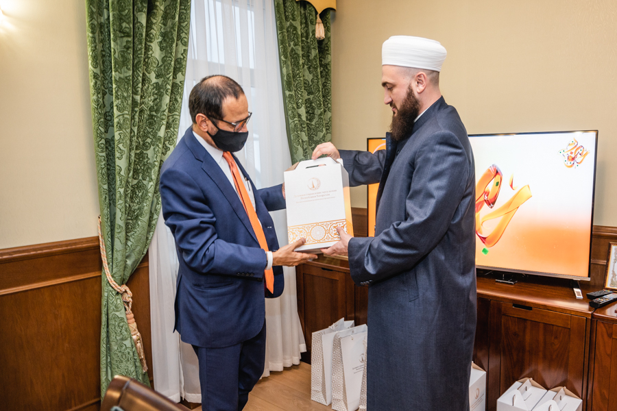 Муфтий Татарстана встретился с председателем Всемирного совета мусульманских общин