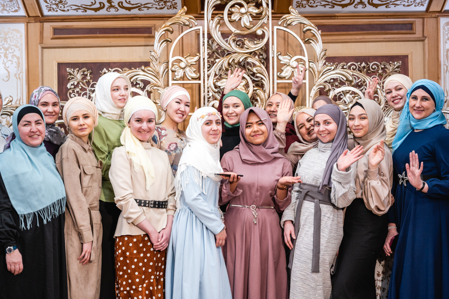 Продолжается прием заявок на Всероссийский 12-й Форум мусульманской молодежи для девушек
