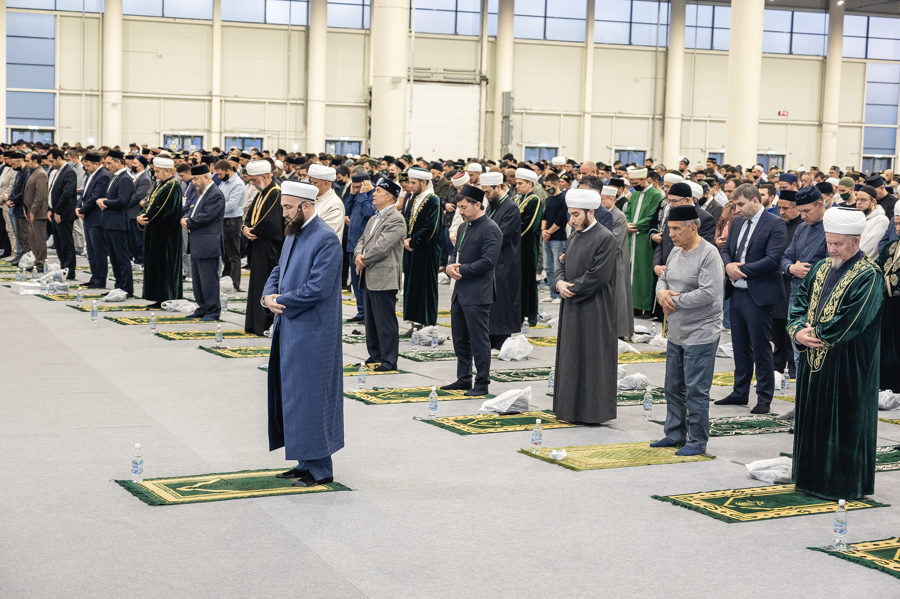 В Казани в траурном формате прошел 9 республиканский ифтар