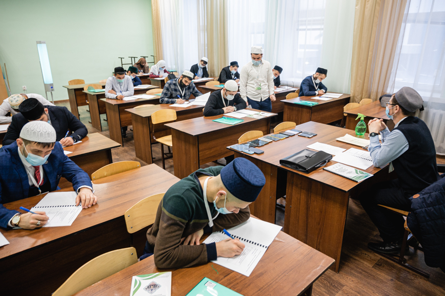 В Казани стартовала Всероссийская олимпиада по исламским дисциплинам и арабскому языку