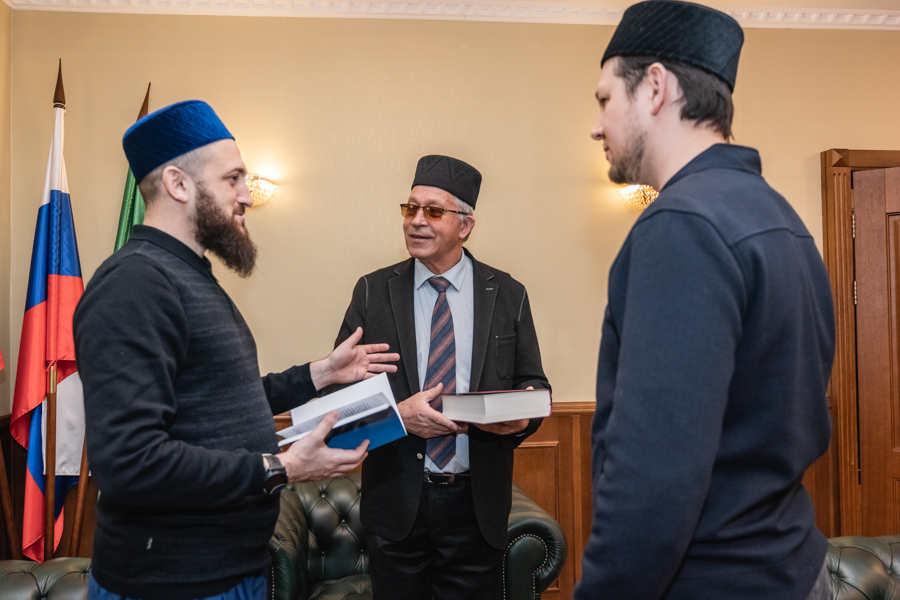 Муфтий Татарстана встретился с председателем Меджлиса приходского собрания и имам-хатыбом мечети «Ихлас» г. Уфы