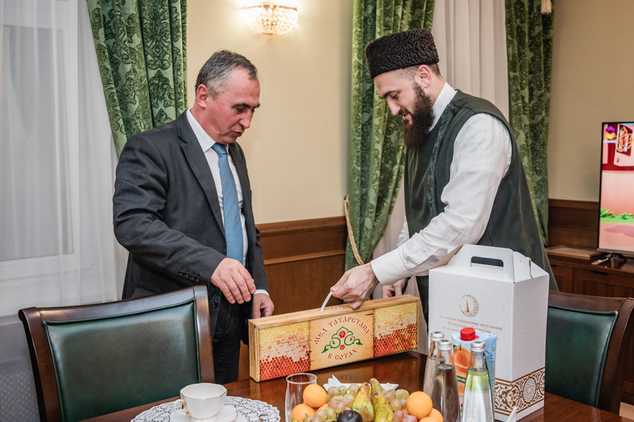 Муфтий Татарстана и замруководителя ФАДН Михаил Мишин обсудили оргвопросы празднования 1100-летия принятия Ислама