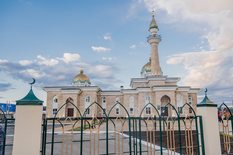 В Казани в поселке Залесный открылась мечеть «Ахмадзаки» в честь Ахмадзаки хазрата Сафиуллина 