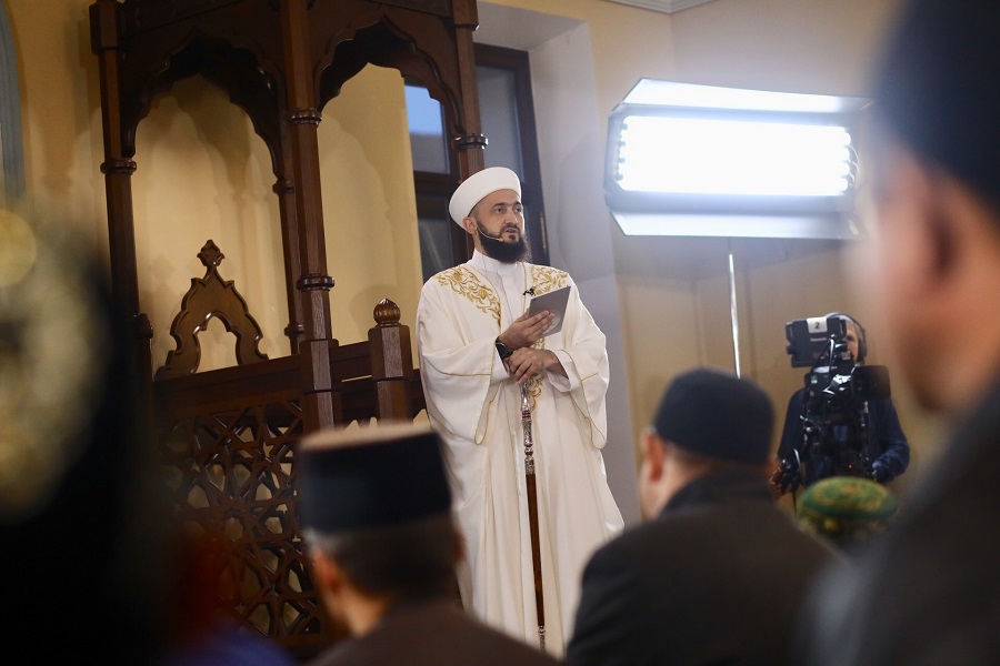 В Галеевской мечети прошел Курбан-байрам с участием Президента РТ