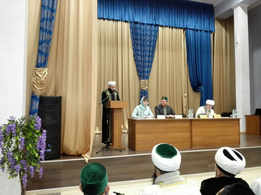 Камиль хазрат Самигуллин выступил на конференции, посвященной памяти Таджеддина Ялчыгола