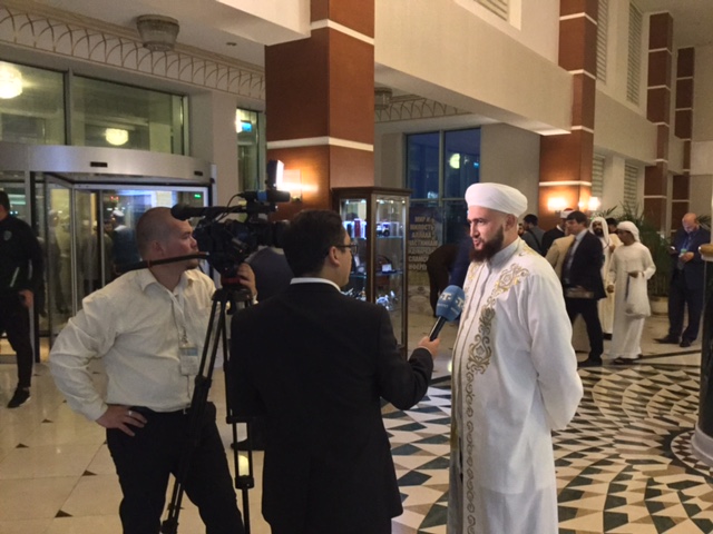 Муфтий Татарстана принимает участие во Всемирной исламской конференции в Грозном