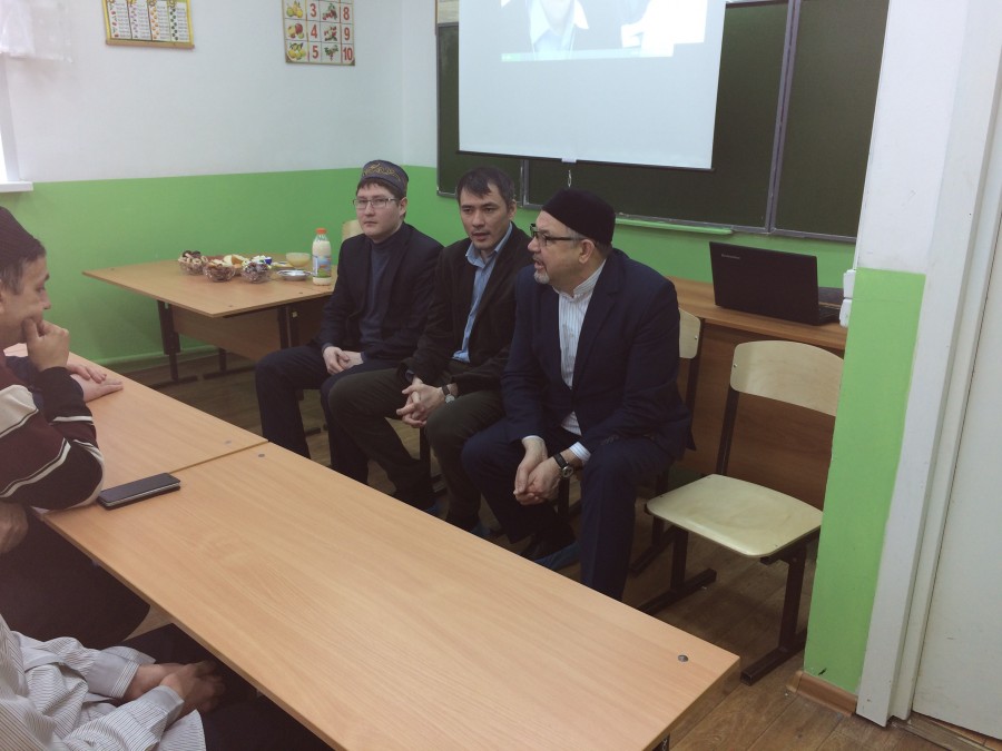 Представители ДУМ РТ встретились с педагогическим коллективом школы "Усмания"