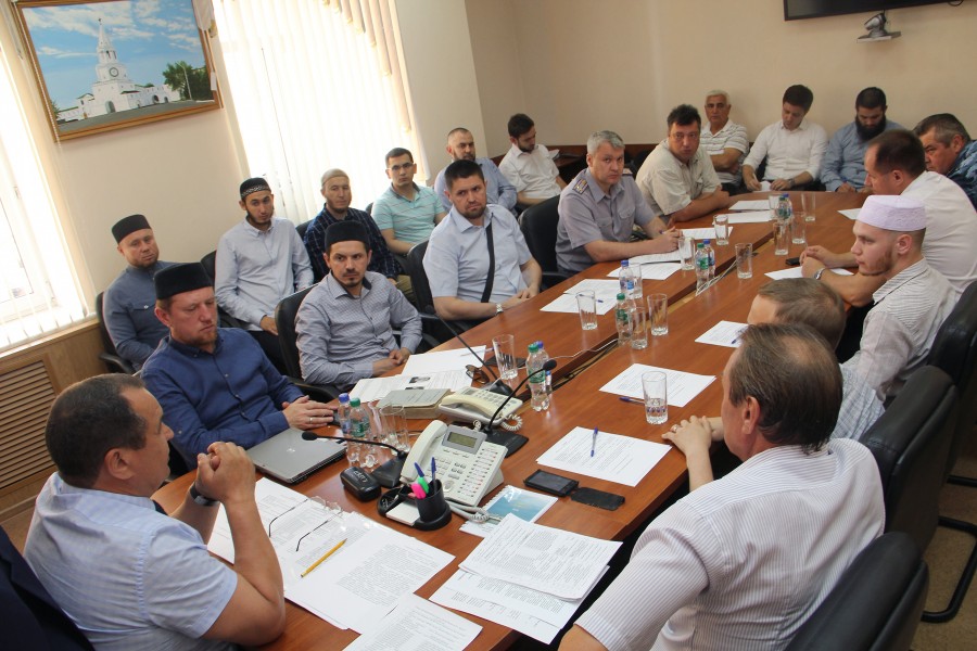 В УФСИН России по Республике Татарстан обсудили вопросы подготовки имамов для работы в исправительных учреждениях