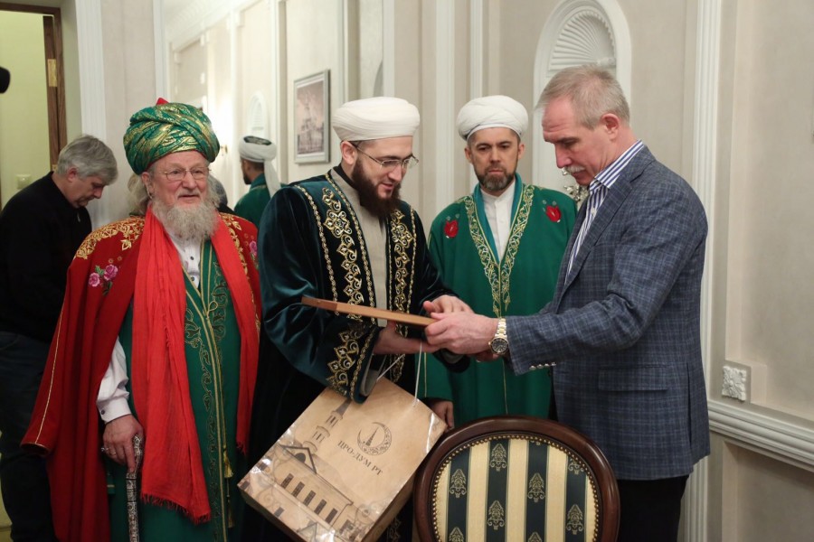 Камиль хазрат Самигуллин встретился с губернатором Ульяновской области