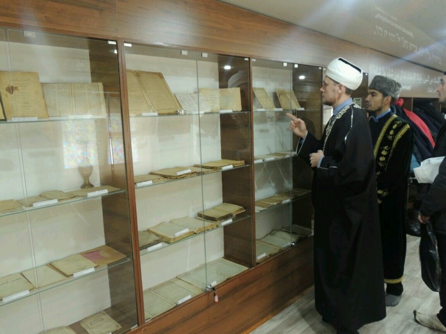 В с. Шали открылся мини-музей старинных дореволюционных мусульманских книг и рукописей