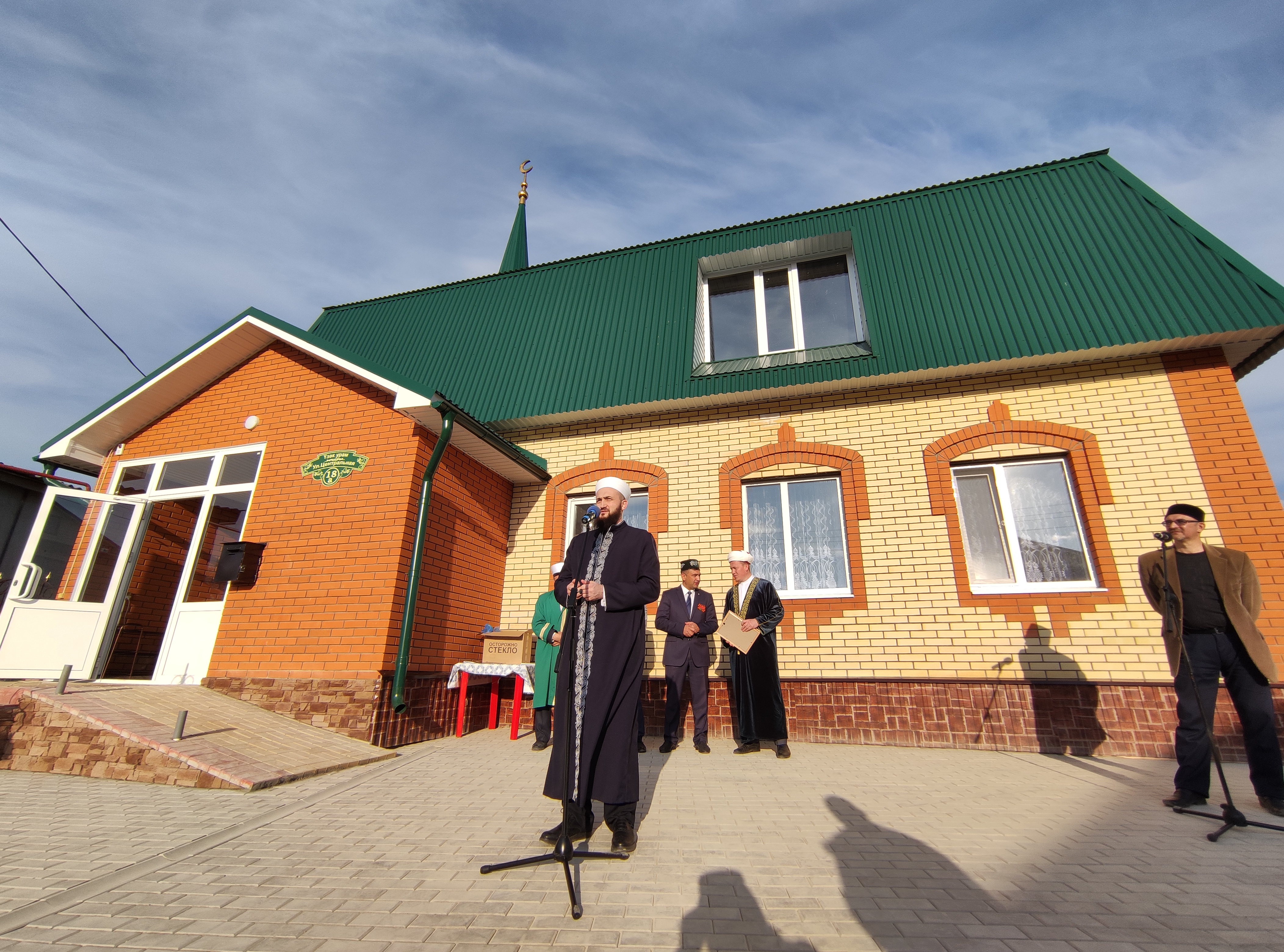 Муфтий – в Кукморе: здесь открылась новая мечеть, заложен фундамент просветительского центра и прошел районный ифтар
