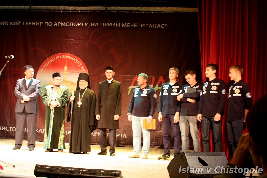 В Чистополе состоялся Всероссийский турнир по армспорту на призы мечети «Анас»