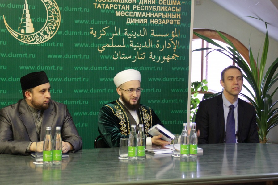 Муфтият Татарстана посетила крымская молодежь