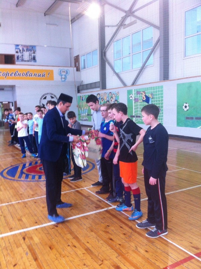 В Нурлатском мухтасибате состоялись соревнования по футболу среди слушателей примечетских курсов