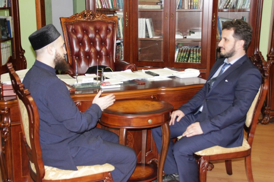 Муфтият Татарстана посетил заместитель муфтия мусульман Крыма хаджи Эсадуллах Баиров