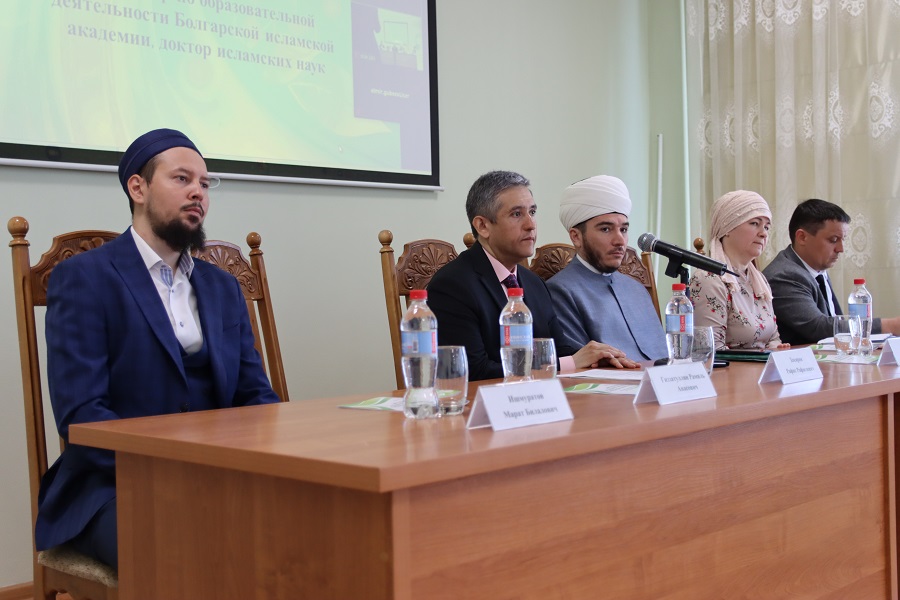 В Казани прошла студенческая конференция, посвященная сохранению и развитию родных языков