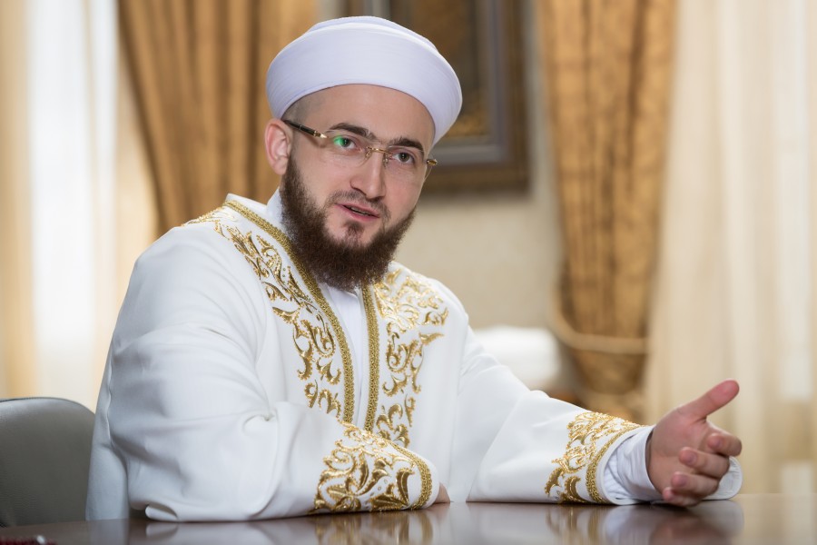 Поздравление муфтия Татарстана с наступлением благодатного и наполненного милостью Всевышнего месяца Рамадан!