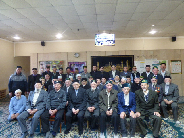 В Соборной мечети г.Елабуга прошла встреча с ветеранами ВОВ и тружениками тыла