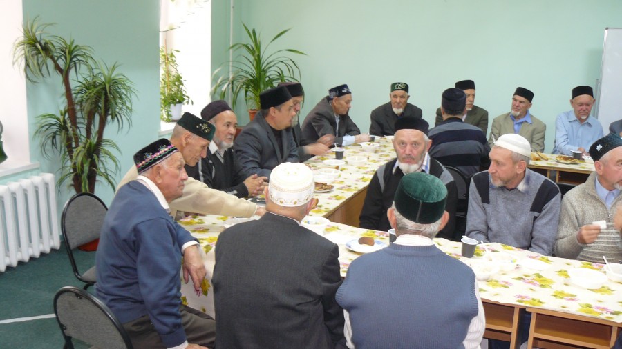 В Нижнекамской Соборной мечети состоялся Курбан-аш для аксакалов